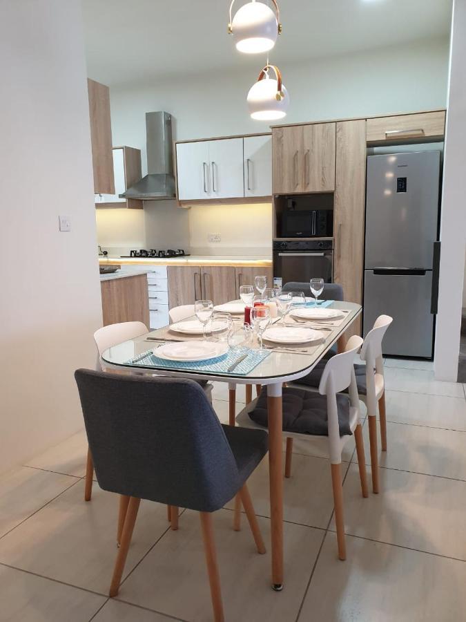 Westwood Luxury Penthouse With Private Roof Top Ref 15847 Flic-en-Flacq Exterior foto